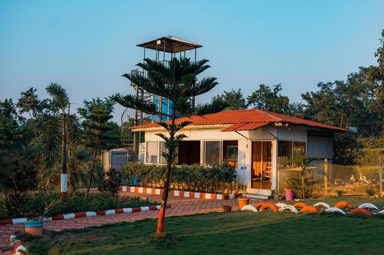 Sunshine Resort Πούνε Εξωτερικό φωτογραφία