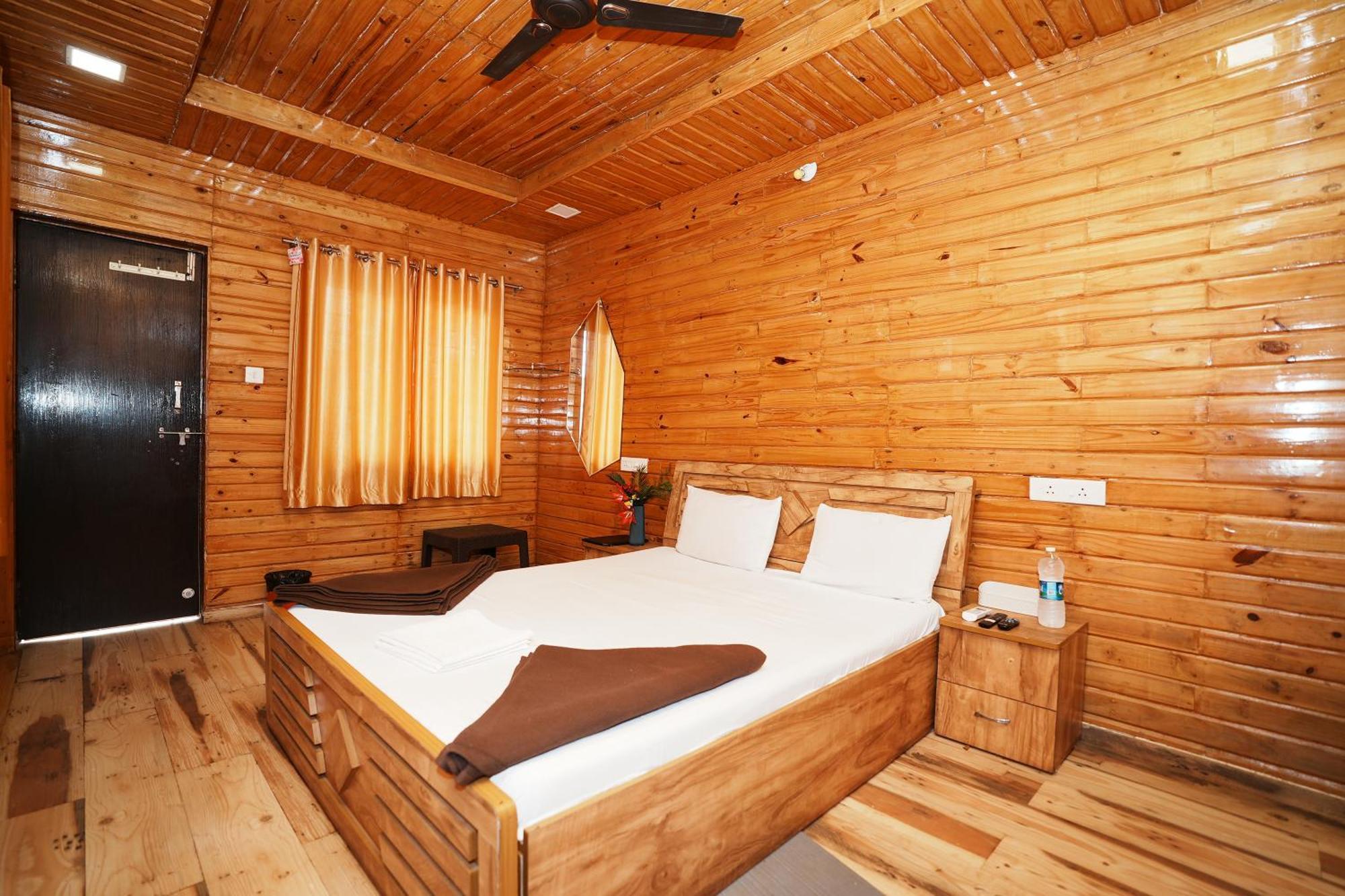 Sunshine Resort Πούνε Εξωτερικό φωτογραφία